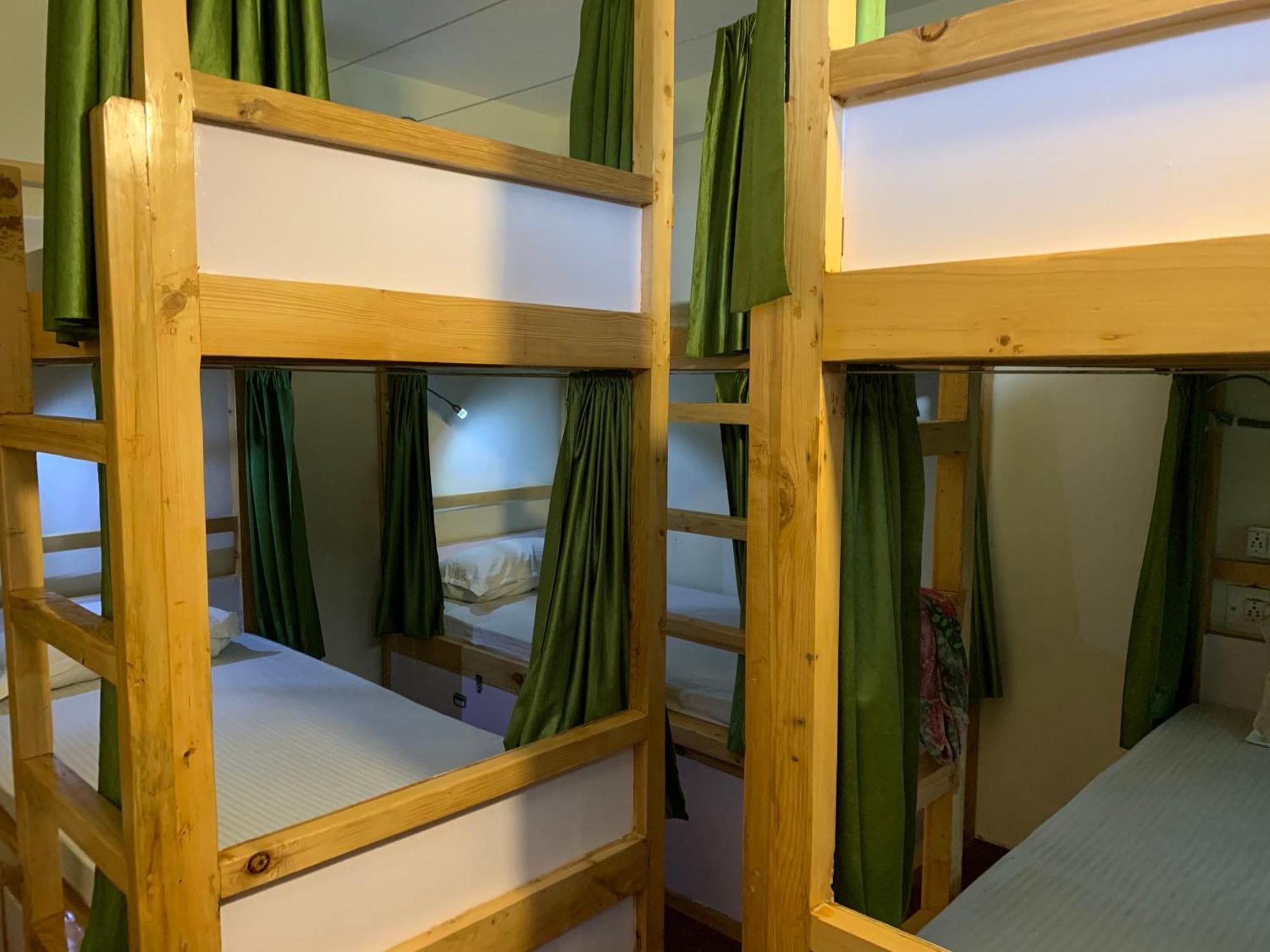 Jungle By Sturmfrei Manali Hostel Room photo
